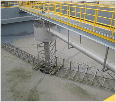 Central Drive Rotating Sludge Scraper Of Primary Tank In Waste Water Treatment Equipment
